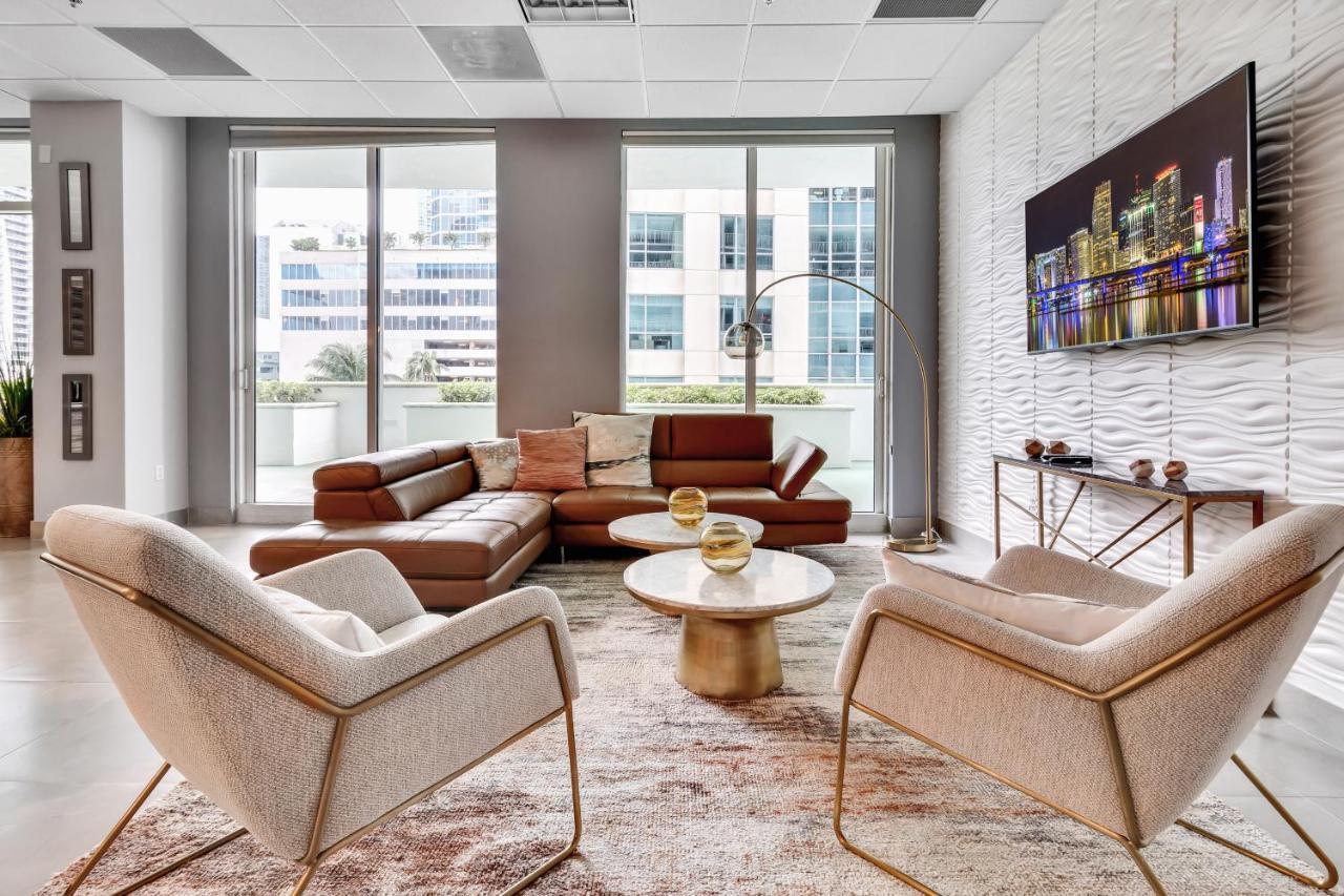 The Club At Brickell Bay Luxury Apartahotel